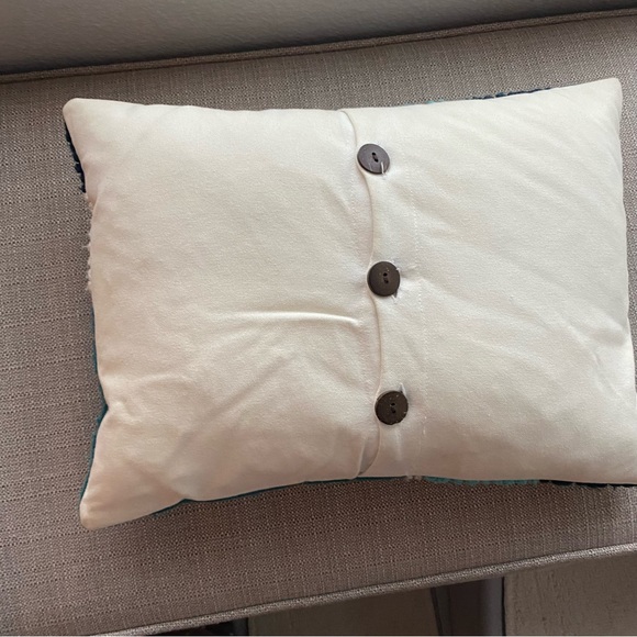 West Elm pillows multi-textured pillows sold as set of 2 - Picture 6 of 14